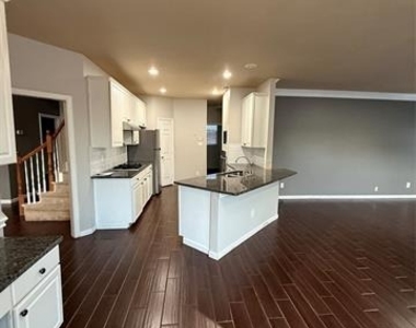9702 Windy Hollow Drive - Photo Thumbnail 7