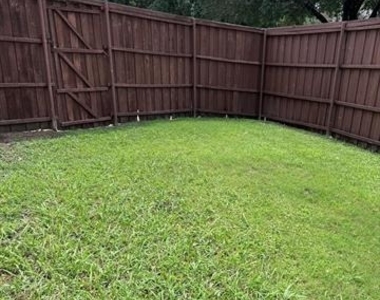 9702 Windy Hollow Drive - Photo Thumbnail 23