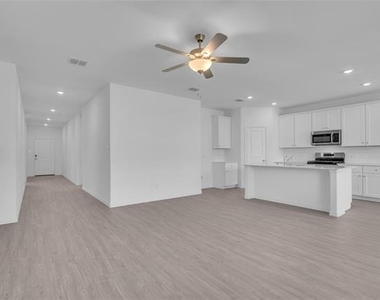 1309 Lazy Grove Drive - Photo Thumbnail 2