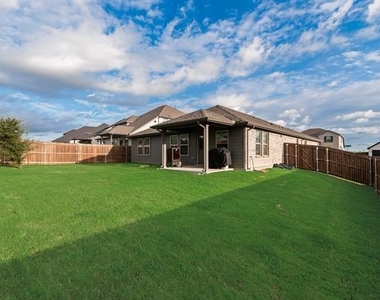 2536 Peoria Drive - Photo Thumbnail 29
