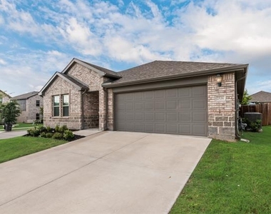 2536 Peoria Drive - Photo Thumbnail 3