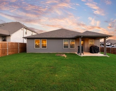 2536 Peoria Drive - Photo Thumbnail 30