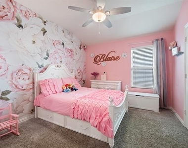 2536 Peoria Drive - Photo Thumbnail 19