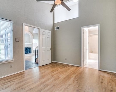 18040 Midway Road - Photo Thumbnail 16