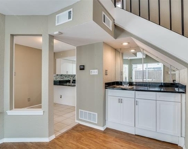 18040 Midway Road - Photo Thumbnail 8