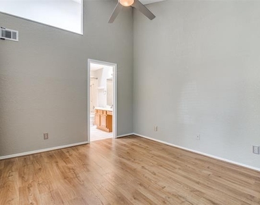 18040 Midway Road - Photo Thumbnail 15