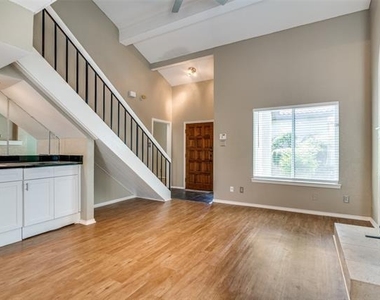 18040 Midway Road - Photo Thumbnail 5