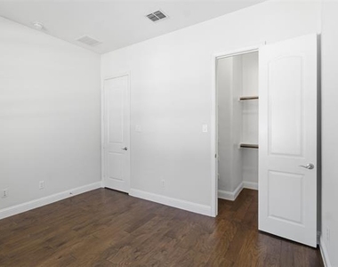 1865 Wood Duck Lane - Photo Thumbnail 5