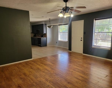 1411 Clearfield Drive - Photo Thumbnail 3