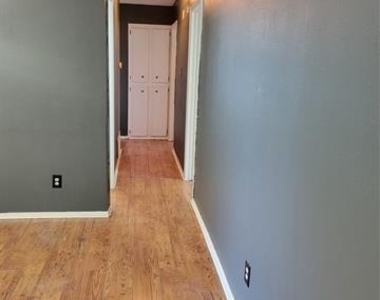 1411 Clearfield Drive - Photo Thumbnail 8