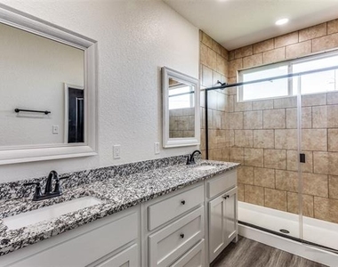 116 Dealva Court - Photo Thumbnail 18