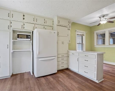 2625 S University Drive - Photo Thumbnail 6