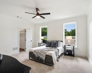 890 Topaz Lane - Photo Thumbnail 15