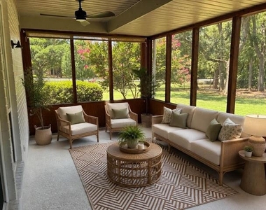 890 Topaz Lane - Photo Thumbnail 24