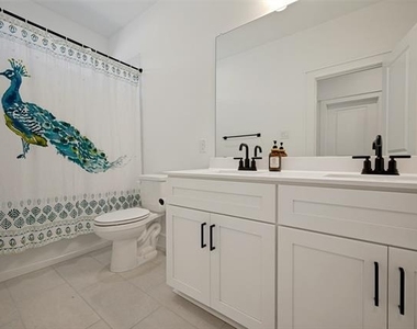724 Danbury Street - Photo Thumbnail 19