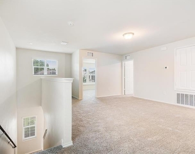 405 Glendale Road - Photo Thumbnail 15