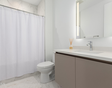 19355 N 73rd Way - Photo Thumbnail 10