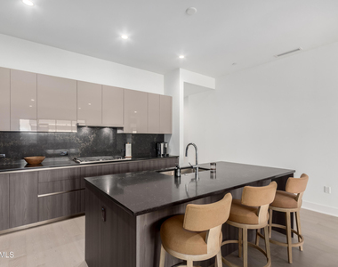 19355 N 73rd Way - Photo Thumbnail 2