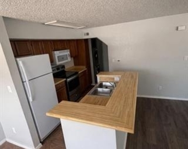 9823 Walnut Street - Photo Thumbnail 1