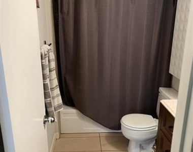 4231 Gilbert Avenue - Photo Thumbnail 2