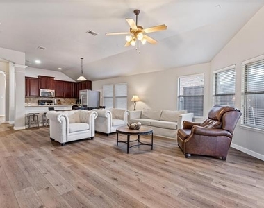 5128 Birchwood Drive - Photo Thumbnail 3