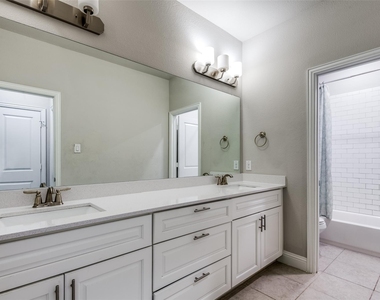 9456 Kavik Street - Photo Thumbnail 5