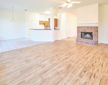 501 Harvard Drive - Photo Thumbnail 7