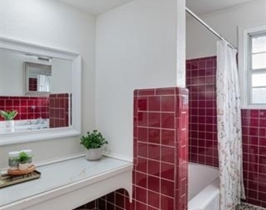 137 Lynn Avenue - Photo Thumbnail 17