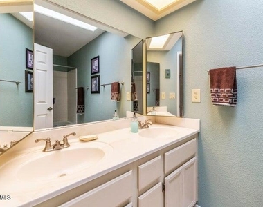 10008 E Michigan Avenue - Photo Thumbnail 5