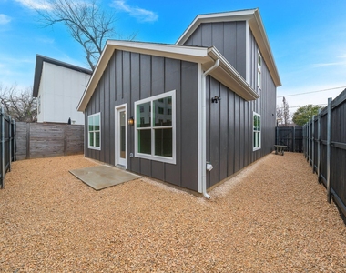 2818 Chicago Street - Photo Thumbnail 35