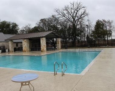 5010 Flanagan Drive - Photo Thumbnail 18