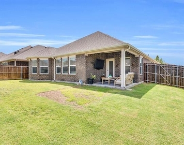 1001 Twisting Ridge Terrace - Photo Thumbnail 22