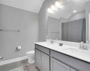 1001 Twisting Ridge Terrace - Photo Thumbnail 18