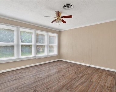 320 & 316 N 2nd Street - Photo Thumbnail 4
