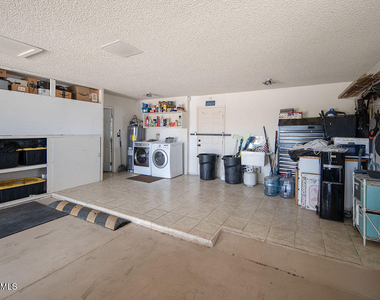 9605 W Briarwood Circle - Photo Thumbnail 21