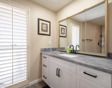 9605 W Briarwood Circle - Photo Thumbnail 9