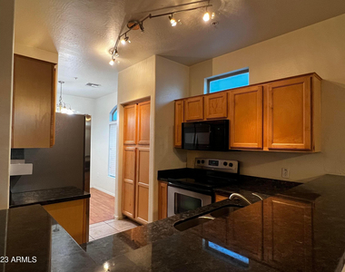 2250 E Deer Valley Road - Photo Thumbnail 4