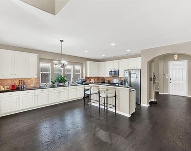 8120 Holliday Road - Photo Thumbnail 8