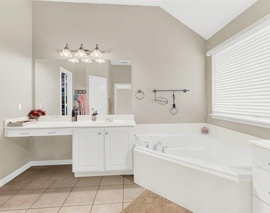 8120 Holliday Road - Photo Thumbnail 18