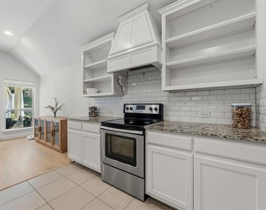 505 Inwood Street - Photo Thumbnail 16