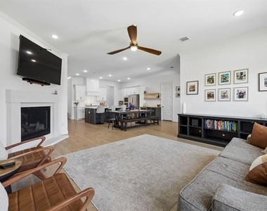 510 Aster Lane - Photo Thumbnail 5