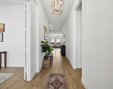 510 Aster Lane - Photo Thumbnail 2
