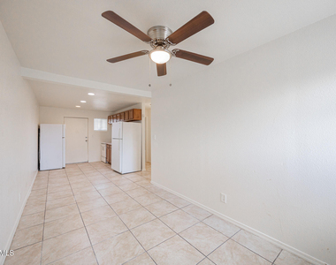 864 E Chandler Boulevard - Photo Thumbnail 4