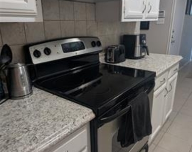 5012 Wagner Circle - Photo Thumbnail 6