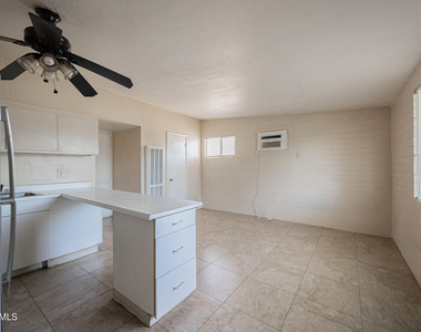 1017 S Mariana Street - Photo Thumbnail 5