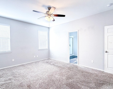 1515 Creek Springs Drive - Photo Thumbnail 16