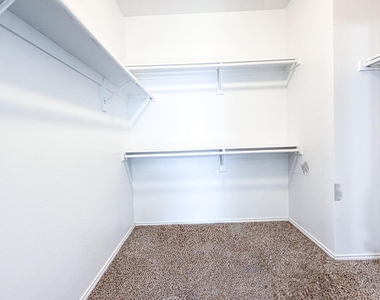 1515 Creek Springs Drive - Photo Thumbnail 17