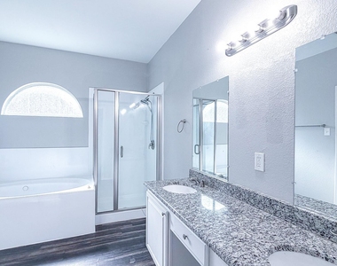 1515 Creek Springs Drive - Photo Thumbnail 18