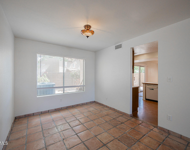 489 W Carmen Street - Photo Thumbnail 6