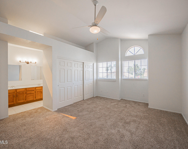 489 W Carmen Street - Photo Thumbnail 14
